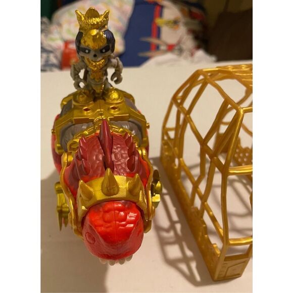 Treasure X Dino Gold Playset Red T-Rex Cage Exclusize Hunter Rider Action Figure - Picture 4 of 9